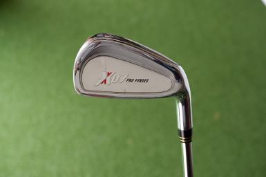 รหัสสินค้า T-Z002 ไม้กอล์ฟพรีเมี่ยม!!! ราคาถูกที่สุดในประเทศไทย!!! IRON SET T-ZOOM X07 PRO FORGED