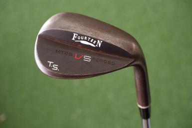 รหัสสินค้า 202106001 ไม้กอล์ฟพรีเมี่ยม!!! ราคาถูกที่สุดในประเทศไทย!!! WEDGE FOURTEEN MT28 V5 FO