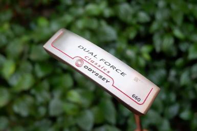 ไม้กอล์ฟ สุดพรีเมี่ยม Putter Odyssey DUAL force Classics 660